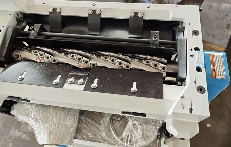 16" 20" 16 Inch / 20 Inch 4 Screw Lifting Movable Wood Thickness Planer Woodworking Planing Machine (6) 16" 20" 16 Inch / 20 Inch 4 Screw Lifting Movable Wood Thickness Planer Woodworking Planing Machine (6)