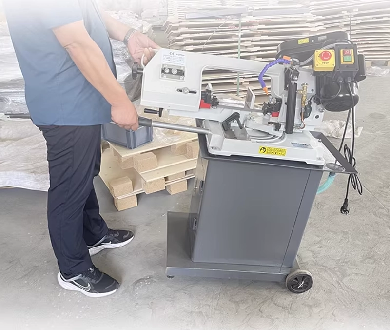 5 Inch variable speed miter portable Metal Cutting Band Saw (5)