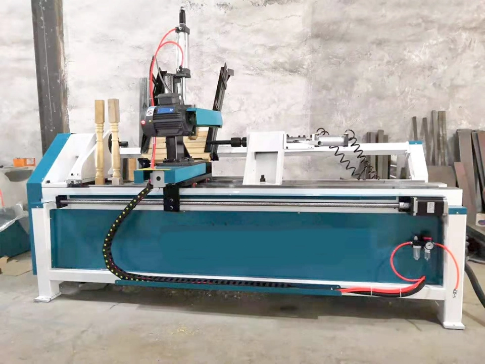 Auto feeding CNC wood turning lathe (6) Auto feeding CNC wood turning lathe (6)