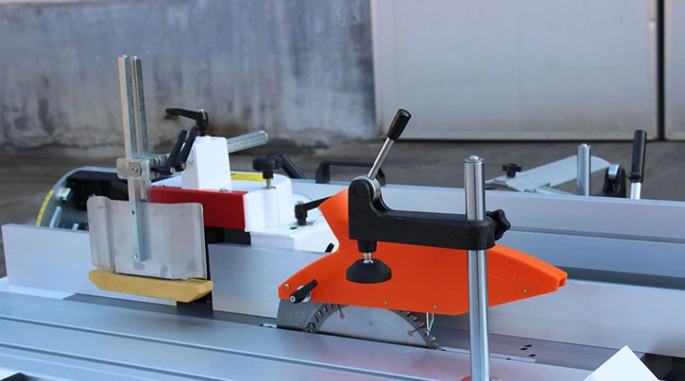 C300/ C400 Combination Universal 5 Multi-function Woodworking Machine (4) C300/ C400 Combination Universal 5 Multi-function Woodworking Machine (4)