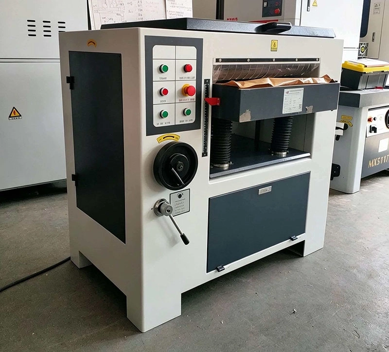Heavy-Duty Single Side Woodworking Thickness Planer MB403/MB503/MB603/MB803 (5)