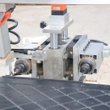 Fully Automatic CNC Infrared Laser Side Hole Drilling Machine for Panel Furniture (8) Fully Automatic CNC Infrared Laser Side Hole Drilling Machine for Panel Furniture (8)