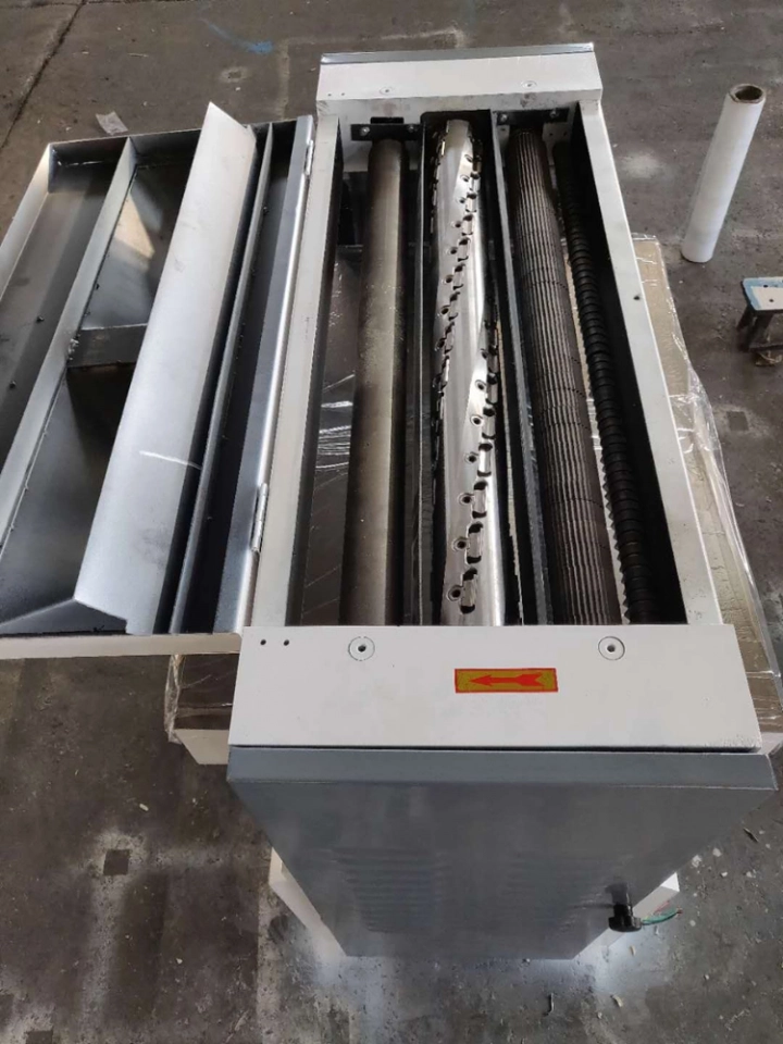 MB108E/MB1010E/MB1013E thicknessor wood planner wood thickness planer saw machine for furniture (5) MB108E/MB1010E/MB1013E thicknessor wood planner wood thickness planer saw machine for furniture (5)