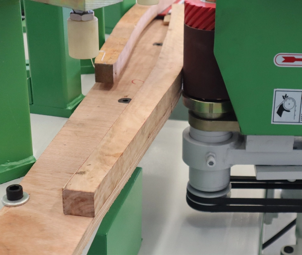 MX7216D Woodworking machine for making table chair legs,woodworking tools automatic wood copy shaper machine (2) MX7216D Woodworking machine for making table chair legs,woodworking tools automatic wood copy shaper machine (2)