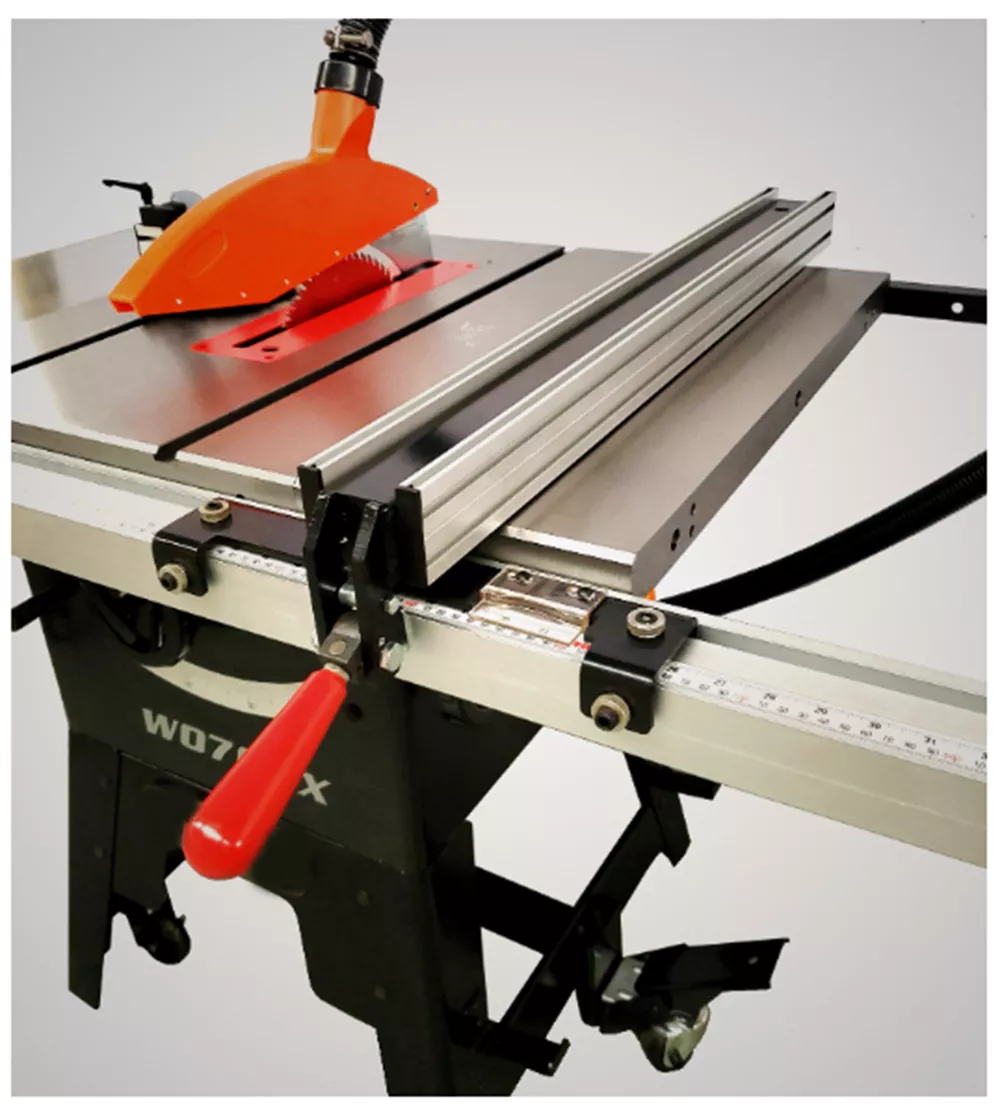 table saw  (3)
