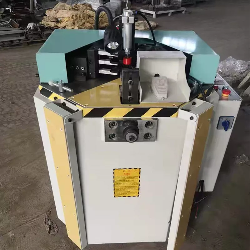 corner crimping machine (7) corner crimping machine
