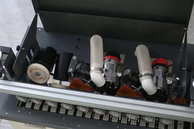 WFS-190 Automatic Edge Banding & Trimming Machine, Straight & Curved All-in-One Woodworking Edge Bander (2) WFS-190 Automatic Edge Banding & Trimming Machine, Straight & Curved All-in-One Woodworking Edge Bander (2)